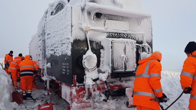 Frozen Steam Locomotive 3